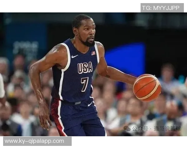 杜兰特坦言进攻表现不佳但坚信球队正在不断提升实力 杜兰特坦言进攻表现不佳但坚信球队正在不断提升实力