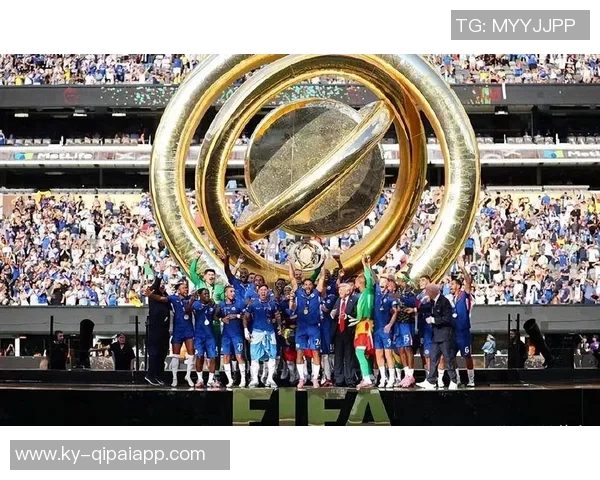 凯塞多荣获全场最佳奖杯队友帕尔默称赞其为传奇球员